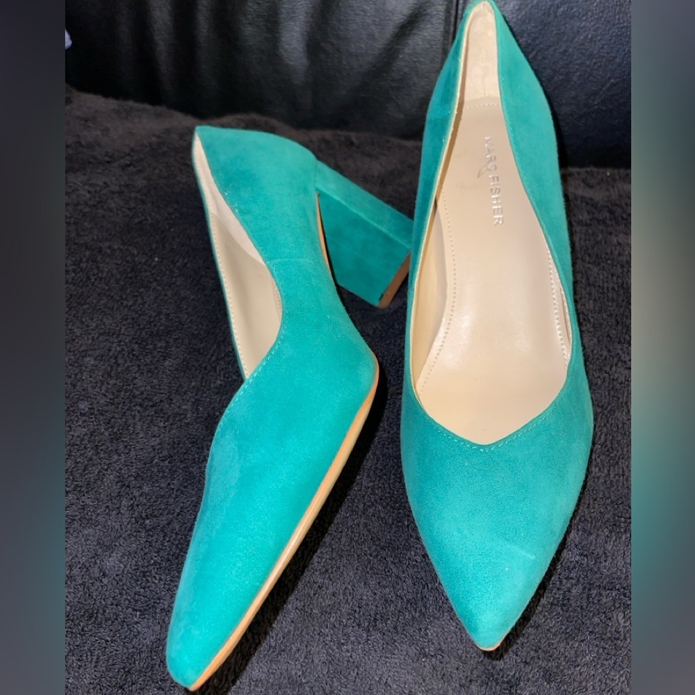 Marc Fisher Elegant Teal Suede Women's Pumps Size 7.5 NWOB
